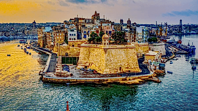 Malta’da Uygun Fiyatlı Dil Okulları